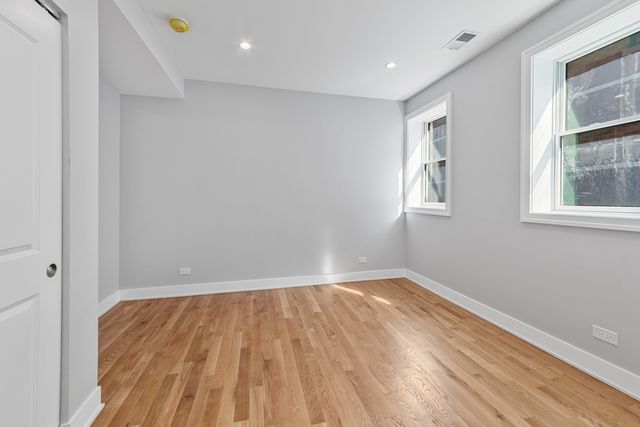 935 W Winona Street 1N, Chicago, IL 60640