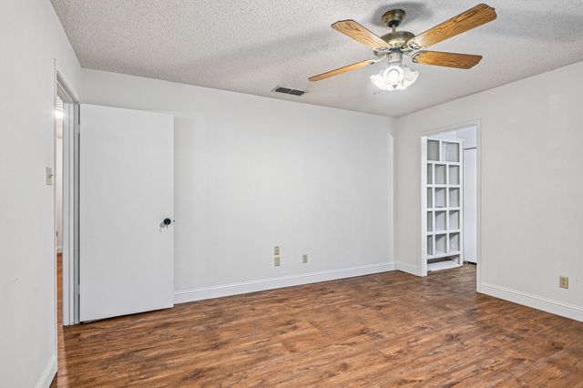 2051 Lisa Circle, Canton, TX 75103