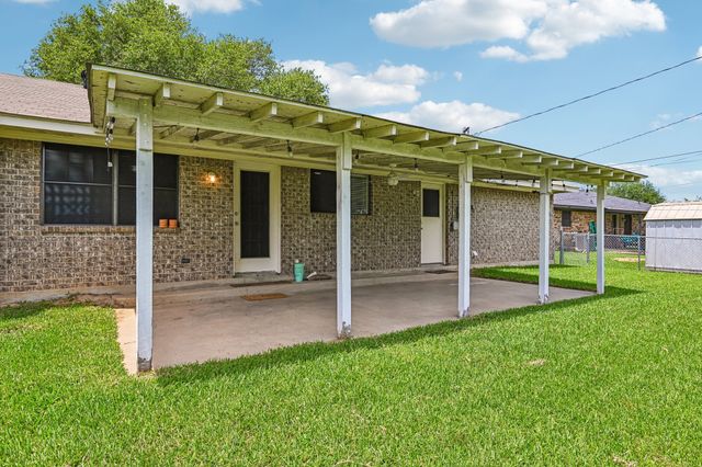 2051 Lisa Circle, Canton, TX 75103