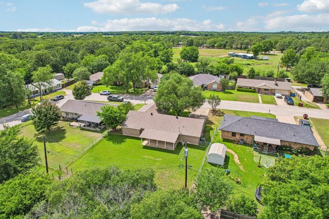 2051 Lisa Circle, Canton, TX 75103