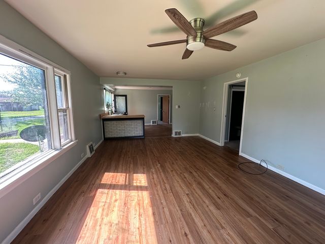 415 W Livingston Road, Streator, IL 61364