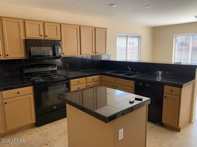 15071 W Heritage Oak Way, Surprise, AZ 85374