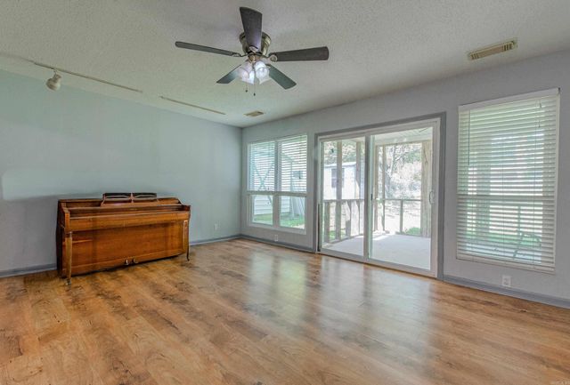 2616 Meadow Lane, Benton, AR 72015