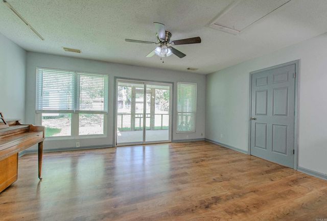 2616 Meadow Lane, Benton, AR 72015