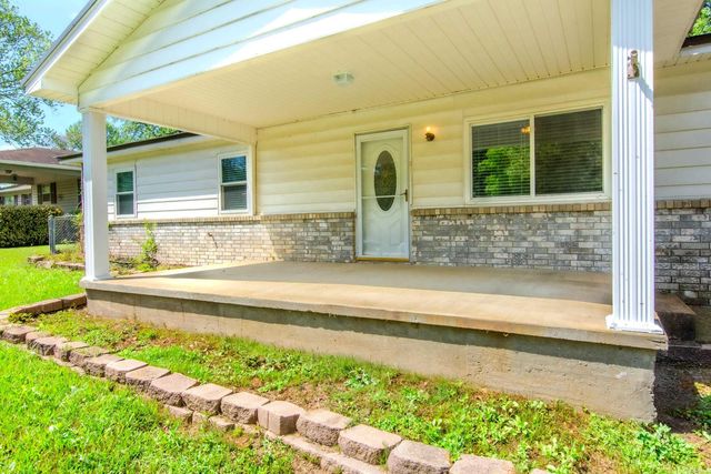 2616 Meadow Lane, Benton, AR 72015