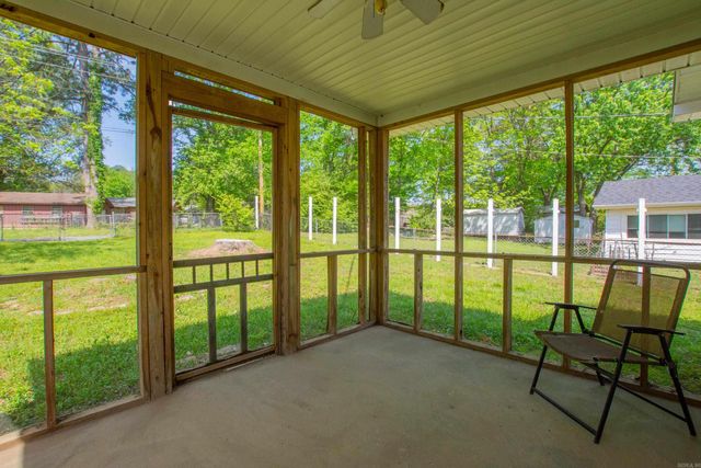 2616 Meadow Lane, Benton, AR 72015