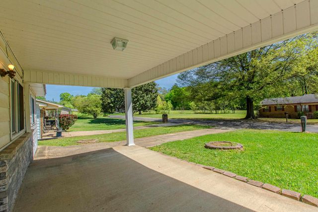 2616 Meadow Lane, Benton, AR 72015