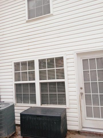 3068 George Buchanan Dr, La Vergne, TN 37086