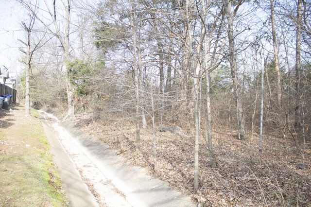 3068 George Buchanan Dr, La Vergne, TN 37086