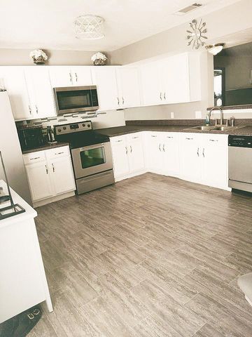 3068 George Buchanan Dr, La Vergne, TN 37086