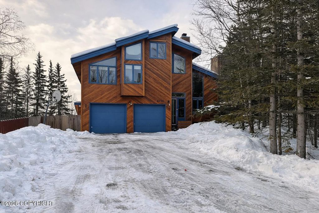 6770 Round Tree Drive, Anchorage, AK 99507