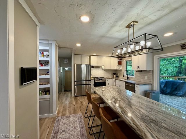 37373 Butternut Ridge Road, North Ridgeville, OH 44039