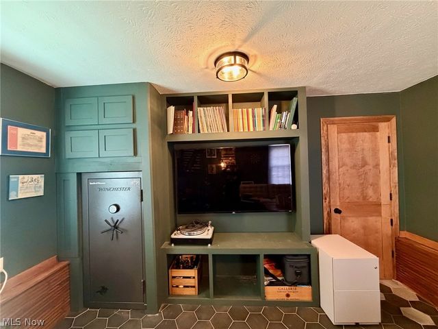 37373 Butternut Ridge Road, North Ridgeville, OH 44039