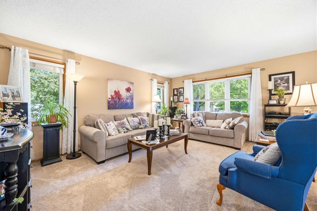 100 Shady Oak Circle, Delano, MN 55328
