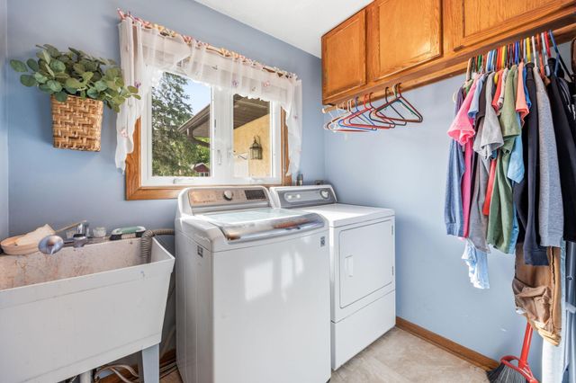 100 Shady Oak Circle, Delano, MN 55328