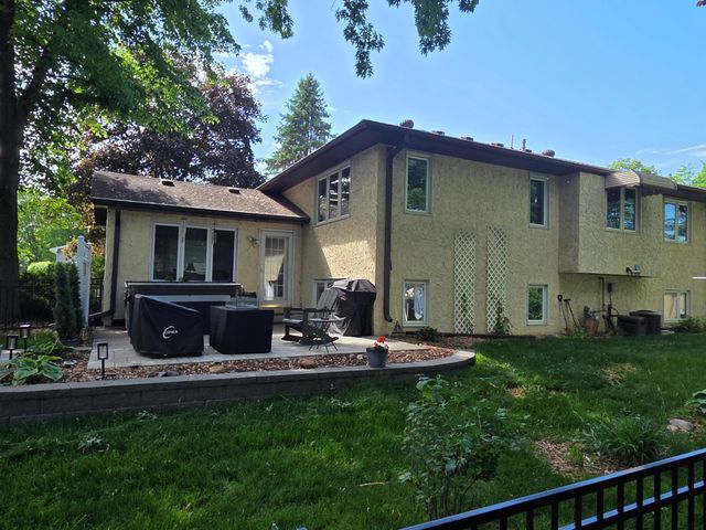 100 Shady Oak Circle, Delano, MN 55328