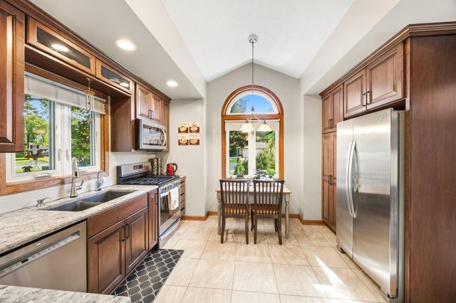 100 Shady Oak Circle, Delano, MN 55328