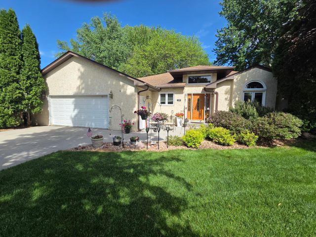 100 Shady Oak Circle, Delano, MN 55328