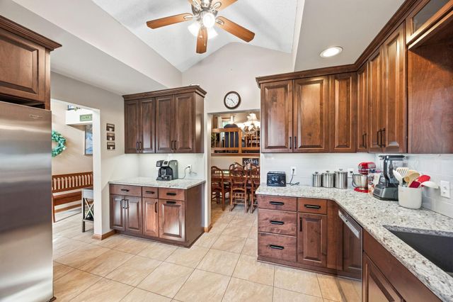 100 Shady Oak Circle, Delano, MN 55328