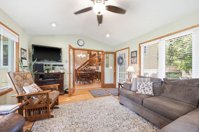 100 Shady Oak Circle, Delano, MN 55328