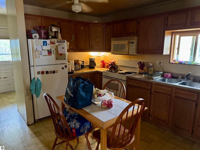 1021 Bruce Street, Mt Pleasant, MI 48858