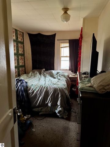 1021 Bruce Street, Mt Pleasant, MI 48858