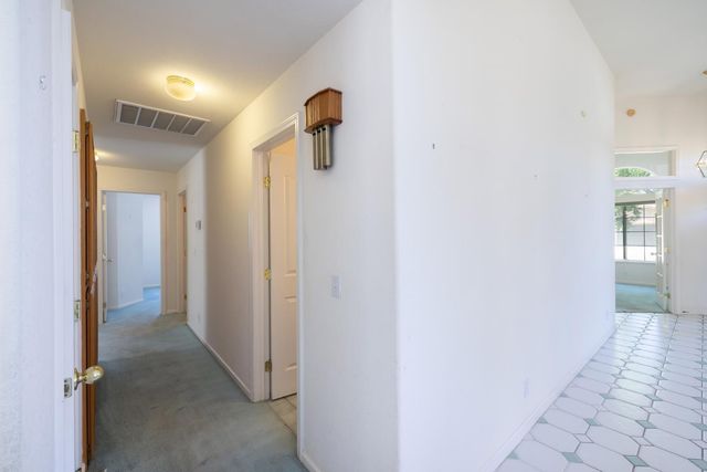 10088 River Falls Cir, Stockton, CA 95209
