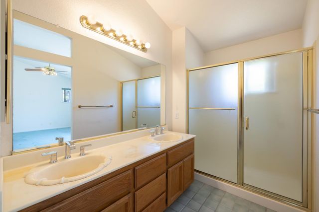 10088 River Falls Cir, Stockton, CA 95209