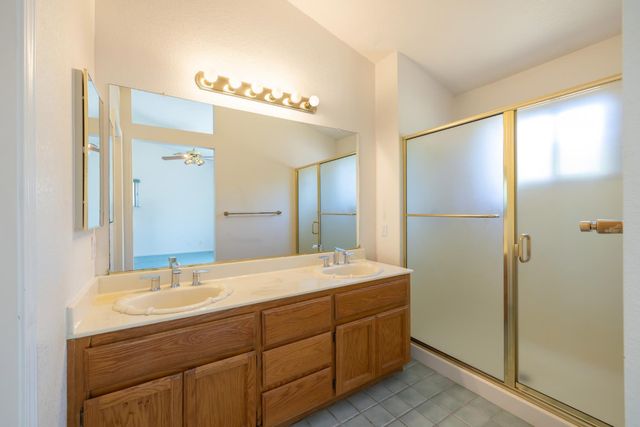 10088 River Falls Cir, Stockton, CA 95209