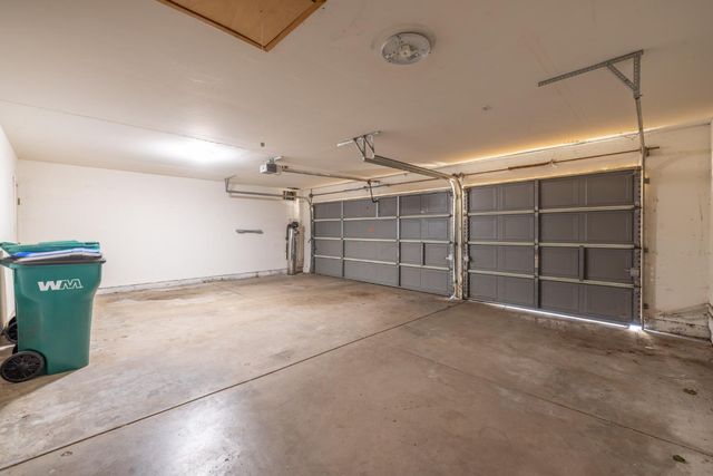 10088 River Falls Cir, Stockton, CA 95209