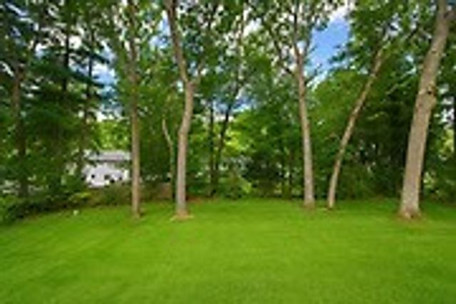 7 Barbara Rd, Kingston, MA 02364