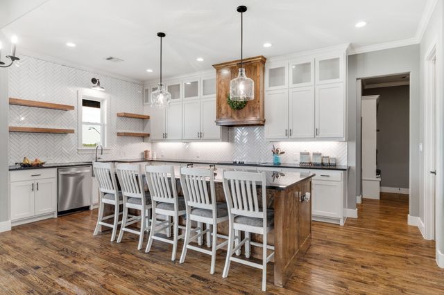 860 Dove Meadow Trail, Waxahachie, TX 75167