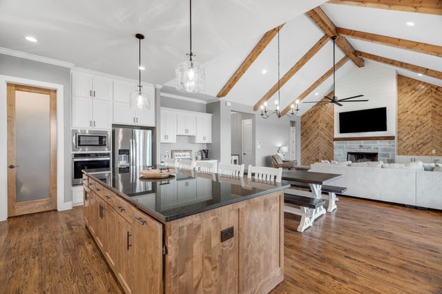 860 Dove Meadow Trail, Waxahachie, TX 75167