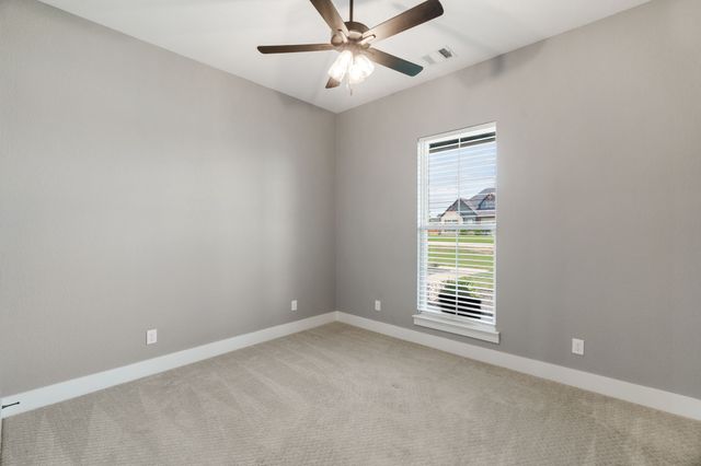 860 Dove Meadow Trail, Waxahachie, TX 75167