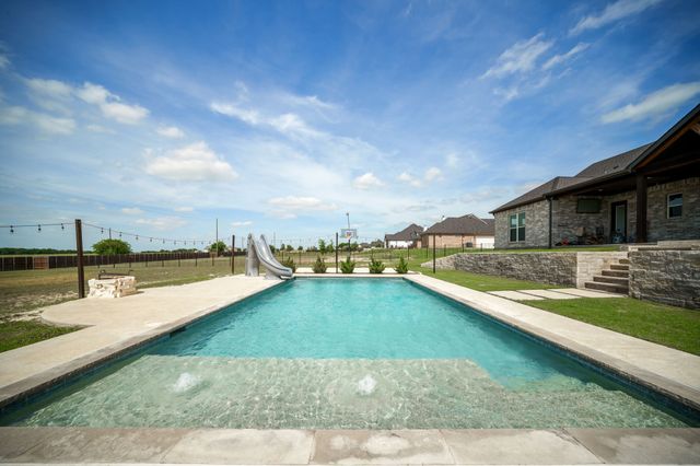 860 Dove Meadow Trail, Waxahachie, TX 75167