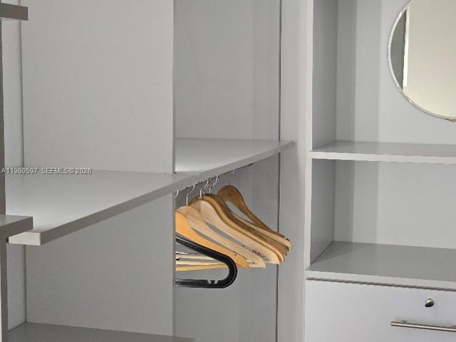 888 S Douglas Rd 1114, Coral Gables, FL 33134