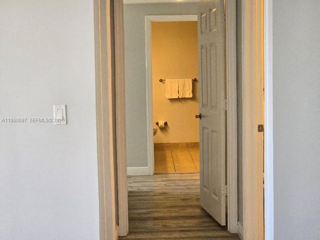 888 S Douglas Rd 1114, Coral Gables, FL 33134