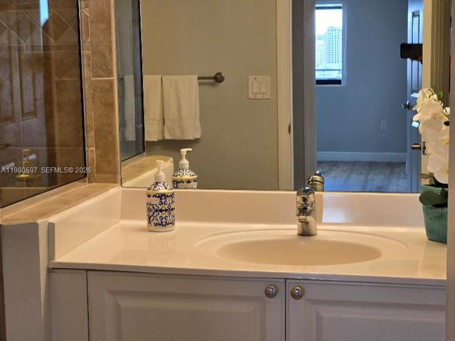 888 S Douglas Rd 1114, Coral Gables, FL 33134