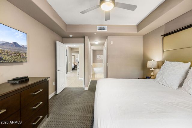 5450 E DEER VALLEY Drive 1193, Phoenix, AZ 85054