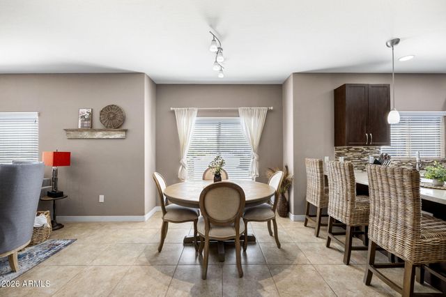 5450 E DEER VALLEY Drive 1193, Phoenix, AZ 85054
