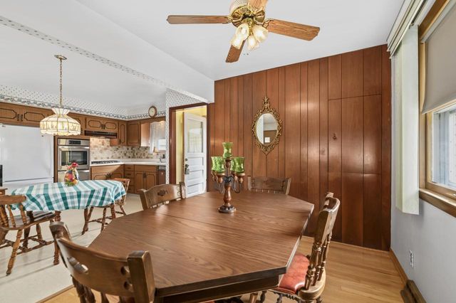 3386 S 78th STREET, Milwaukee, WI 53219