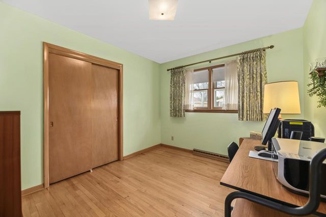 3386 S 78th STREET, Milwaukee, WI 53219