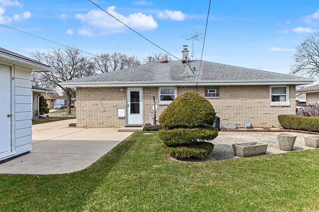 3386 S 78th STREET, Milwaukee, WI 53219