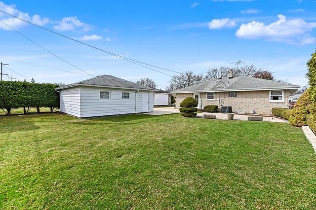 3386 S 78th STREET, Milwaukee, WI 53219