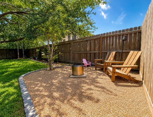 7709 Jim Wells Dr, Corpus Christi, TX 78413