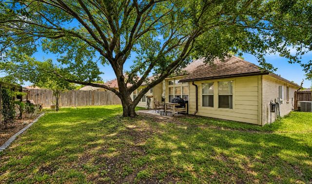 7709 Jim Wells Dr, Corpus Christi, TX 78413