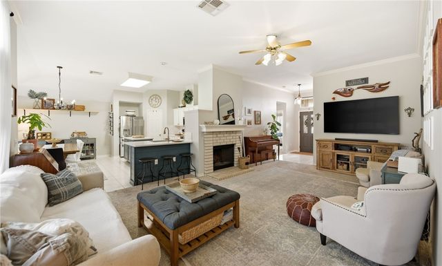 7709 Jim Wells Dr, Corpus Christi, TX 78413
