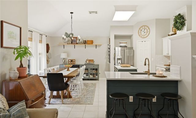 7709 Jim Wells Dr, Corpus Christi, TX 78413