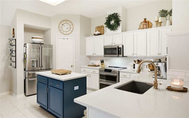 7709 Jim Wells Dr, Corpus Christi, TX 78413