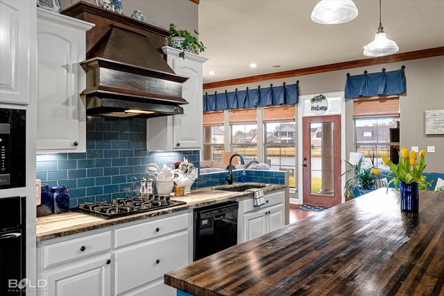 2481 Churchill Drive, Bossier City, LA 71111